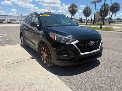 Black Noir Pearl 2020 Hyundai TUCSON Value