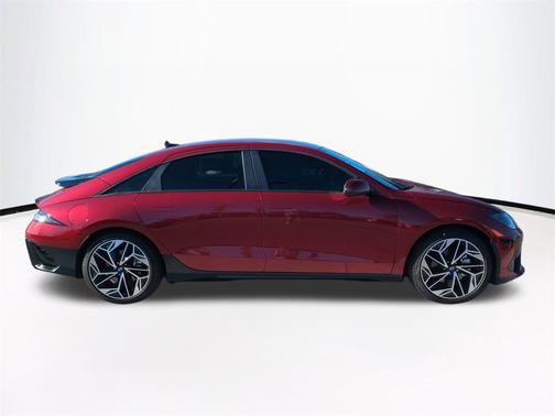 2025 Hyundai IONIQ 6 SEL