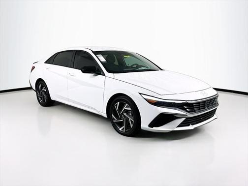 2025 Hyundai ELANTRA Sport