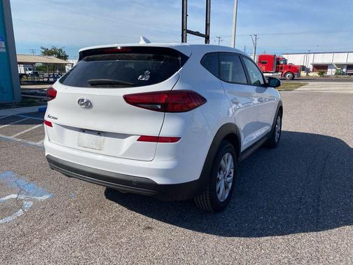 2019 Hyundai TUCSON SE