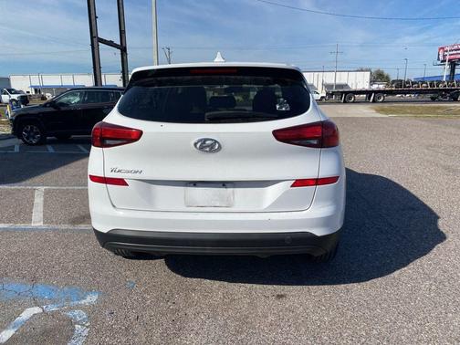2019 Hyundai TUCSON SE