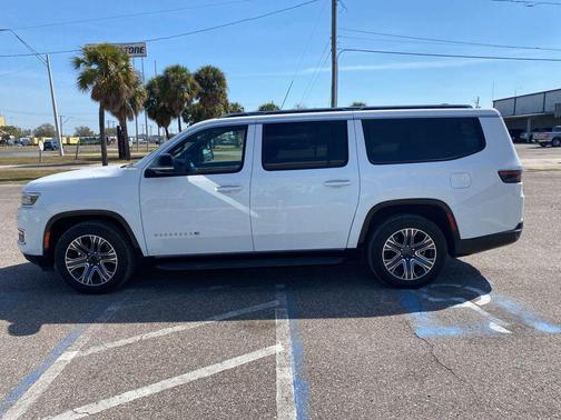 2024 Jeep Wagoneer L Series II 4x4