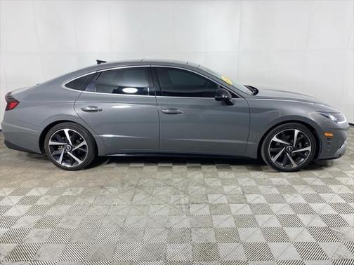 2023 Hyundai SONATA SEL Plus
