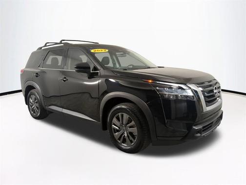 2022 Nissan Pathfinder SV 2WD