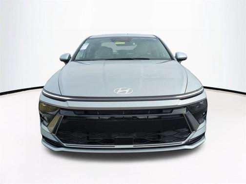 2026 Hyundai SONATA SEL