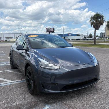 2023 Tesla Model Y Long Range Dual Motor All-Wheel Drive