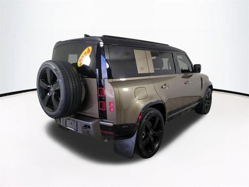 2024 Land Rover Defender 110 P400 X-Dynamic SE