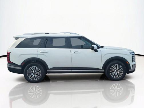 White Pearl 2027 Hyundai Palisade Hybrid SEL 7P