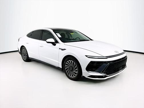 2025 Hyundai SONATA Hybrid Limited
