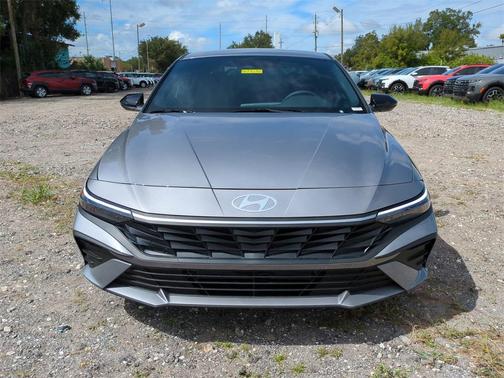 2025 Hyundai ELANTRA HEV SEL Sport