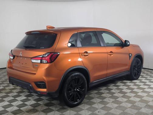 Sunshine Orange Metallic 2023 Mitsubishi Outlander Sport SE