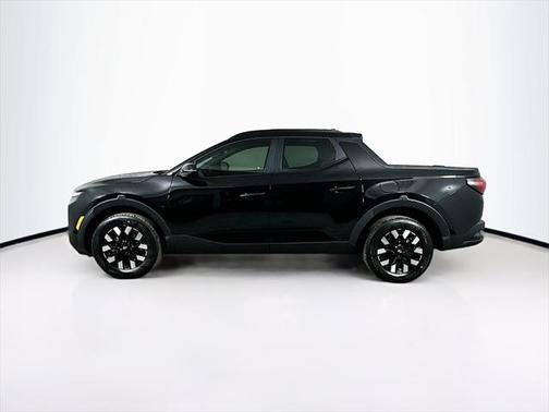 2025 Hyundai SANTA CRUZ SEL Activity