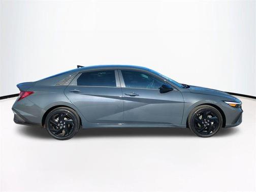 2026 Hyundai ELANTRA Sport