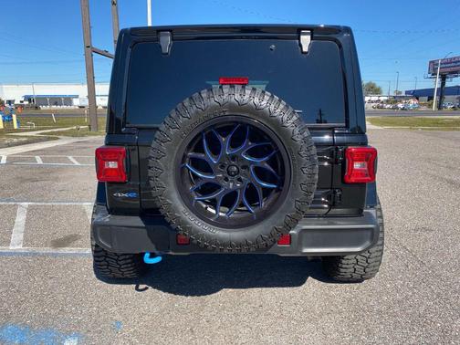 2022 Jeep Wrangler Unlimited 4xe Sahara