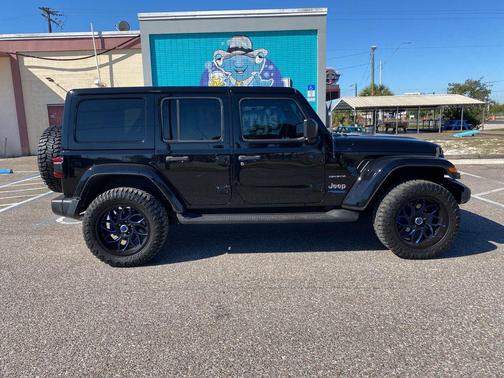 2022 Jeep Wrangler Unlimited 4xe Sahara