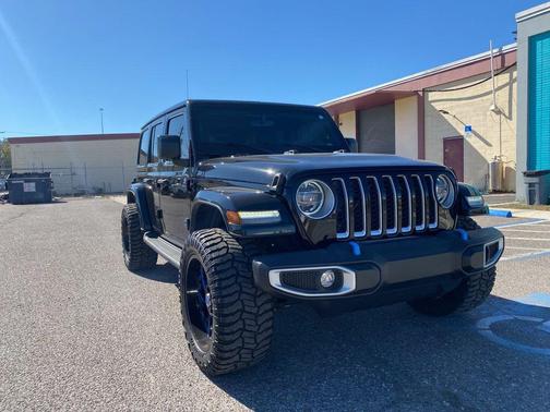 2022 Jeep Wrangler Unlimited 4xe Sahara