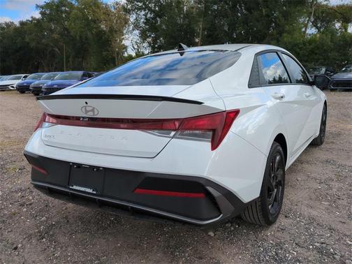 2026 Hyundai ELANTRA Sport