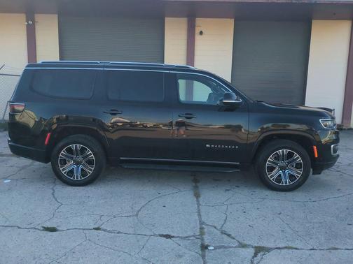 2024 Jeep Wagoneer Series II 4x4