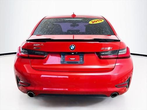2019 BMW 330 xDrive