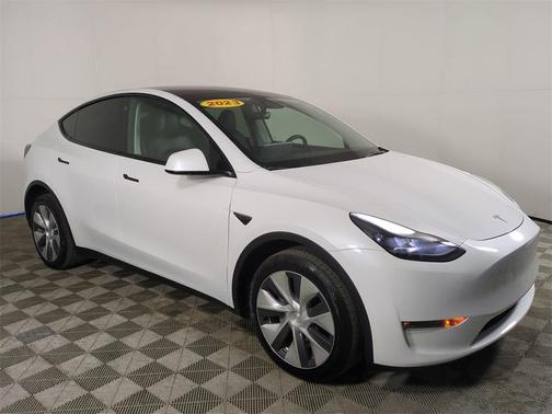 2023 Tesla Model Y Long Range Dual Motor All-Wheel Drive
