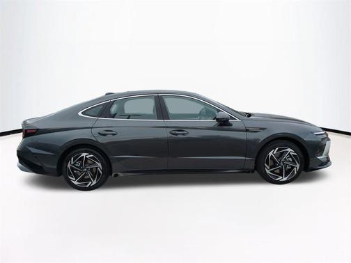 2026 Hyundai SONATA SEL