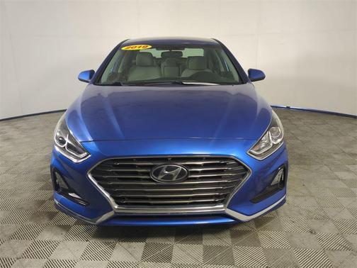 2019 Hyundai SONATA SE