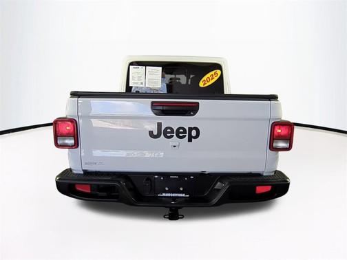 2025 Jeep Gladiator Nighthawk