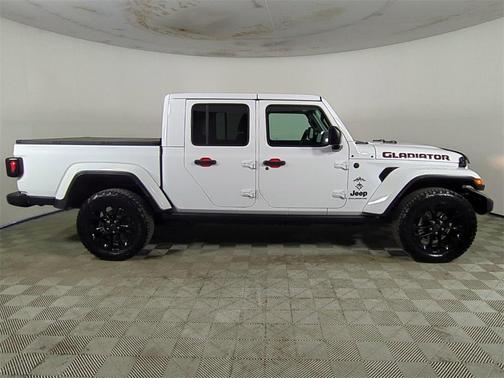 2025 Jeep Gladiator Nighthawk