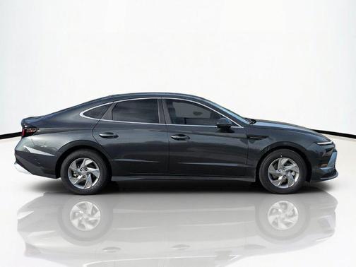 Portofino Gray 2026 Hyundai SONATA SE