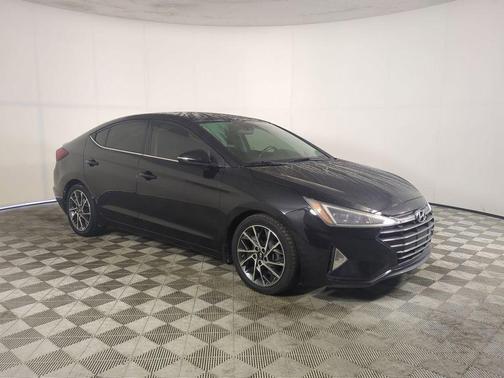 2019 Hyundai ELANTRA Limited