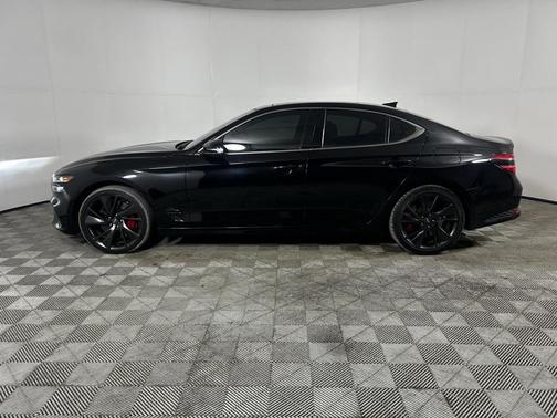 2022 Genesis G70 3.3T RWD