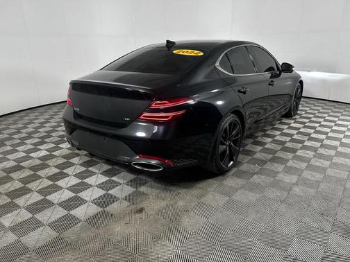 2022 Genesis G70 3.3T RWD