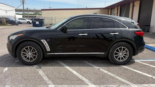 Black Obsidian 2017 INFINITI QX70 Base