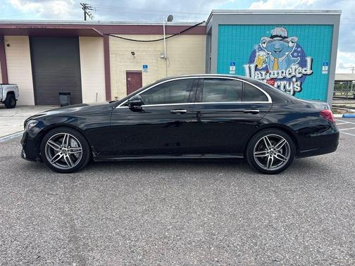 Black 2018 Mercedes-Benz E-Class E 300