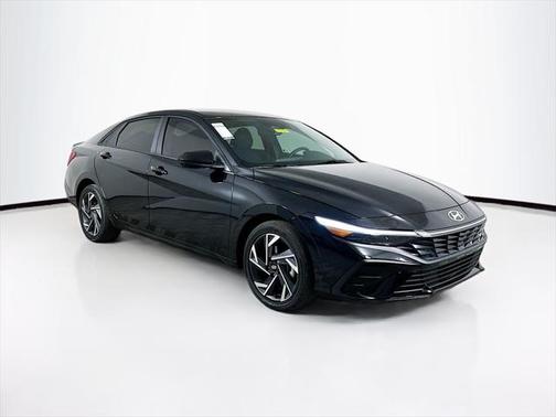 2025 Hyundai ELANTRA Sport