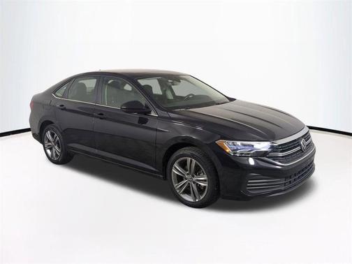Deep Black Pearl 2024 Volkswagen Jetta 1.5T SE