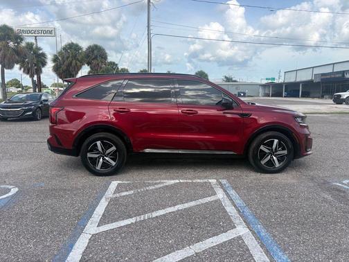 Passion Red Tintcoat 2022 Kia Sorento EX