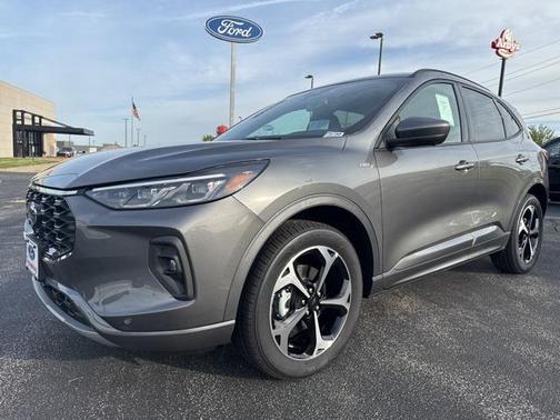 2025 Ford Escape ST-Line Elite