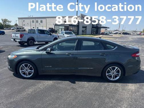 2015 Ford Fusion Hybrid SE