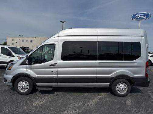 2025 Ford Transit-350 XLT