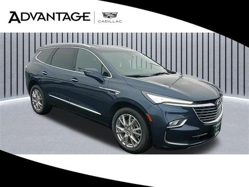 2023 Buick Enclave Essence AWD