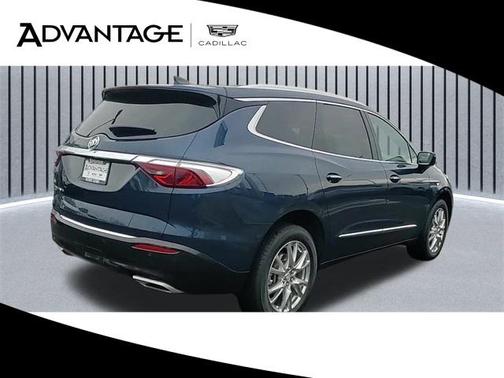 2023 Buick Enclave Essence AWD
