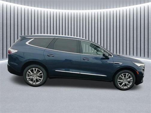 2023 Buick Enclave Essence AWD