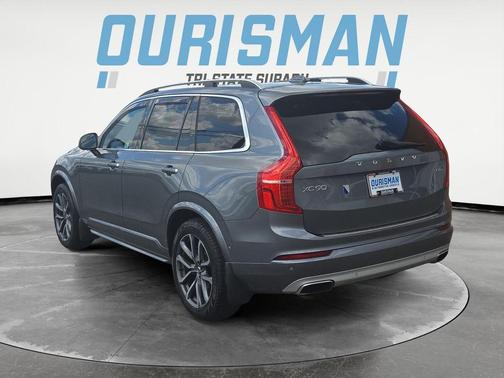 2018 Volvo XC90 T6 Momentum