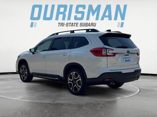 Crystal White Pearl 2025 Subaru Ascent Limited