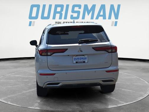 2023 Mitsubishi Outlander SEL