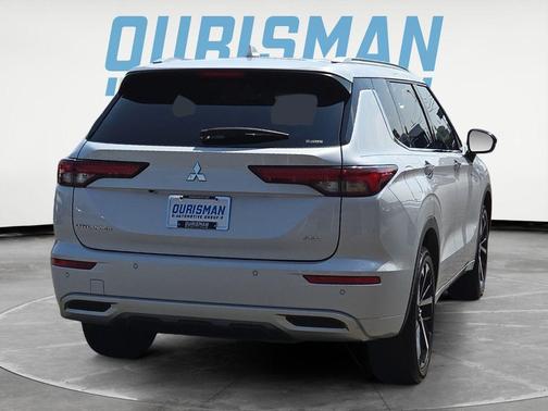 2023 Mitsubishi Outlander SEL