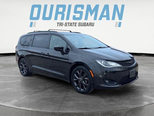 2018 Chrysler Pacifica Touring-L Plus