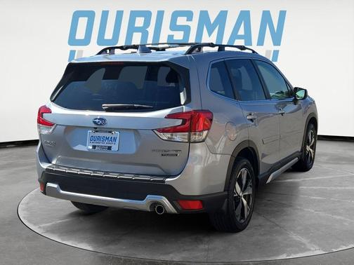 Ice Silver Metallic 2021 Subaru Forester Touring