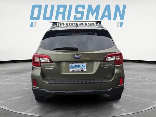 Wilderness Green Metallic 2017 Subaru Outback 3.6R Touring